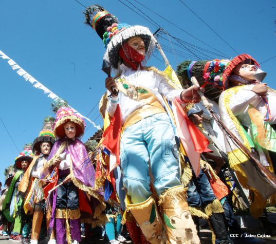 Derroche de fervor en tradicional Tope de los Santos