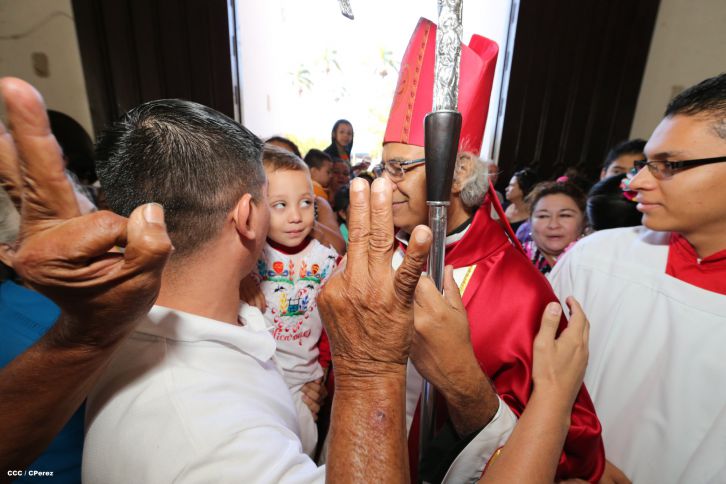 Cardenal Brenes oficia misa en honor a San Sebastián