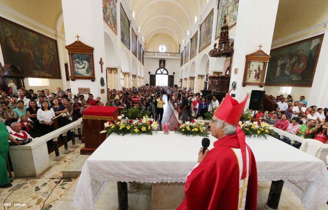 Cardenal Brenes oficia misa en honor a San Sebastián