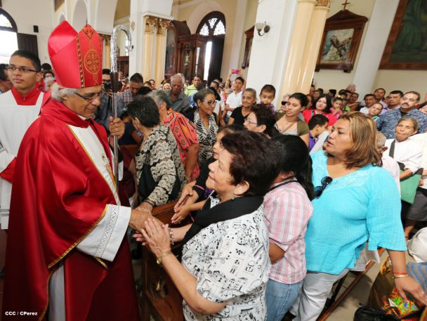 Cardenal Brenes oficia misa en honor a San Sebastián
