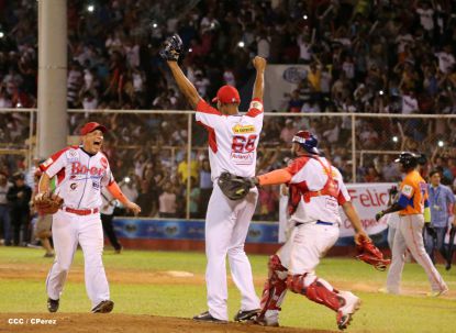 Indios del Bóer se coronan campeones de la LNBP 2015