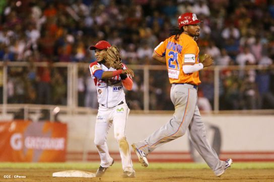 Indios del Bóer se coronan campeones de la LNBP 2015