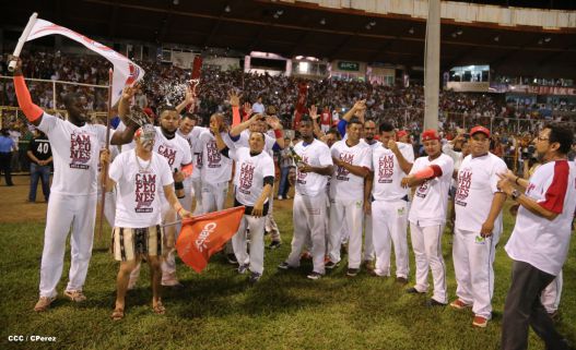 Indios del Bóer se coronan campeones de la LNBP 2015
