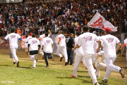 Indios del Bóer se coronan campeones de la LNBP 2015