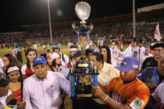 Indios del Bóer se coronan campeones de la LNBP 2015