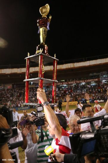 Indios del Bóer se coronan campeones de la LNBP 2015