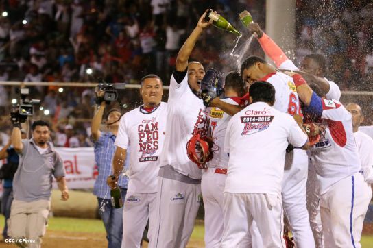 Indios del Bóer se coronan campeones de la LNBP 2015