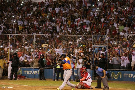 Indios del Bóer se coronan campeones de la LNBP 2015