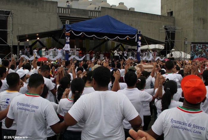 Iglesia Católica celebra el Jubileo Nacional de la Juventud Católica 2013