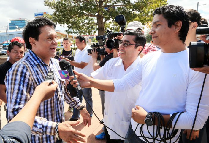 Recorrido de Roberto "Mano de Piedra" Durán por Managua