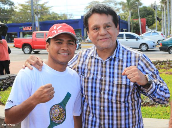 Recorrido de Roberto "Mano de Piedra" Durán por Managua