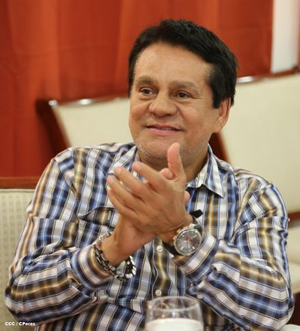 Recorrido de Roberto "Mano de Piedra" Durán por Managua