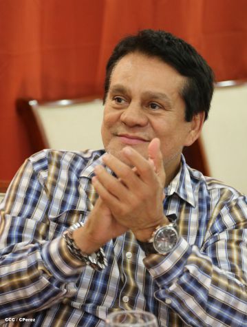 Recorrido de Roberto "Mano de Piedra" Durán por Managua