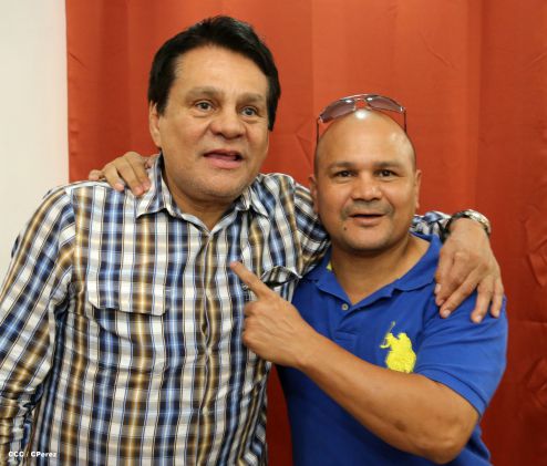 Recorrido de Roberto "Mano de Piedra" Durán por Managua