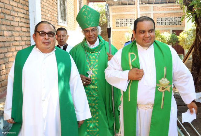 Cardenal Brenes celebra histórica misa en Achuapa