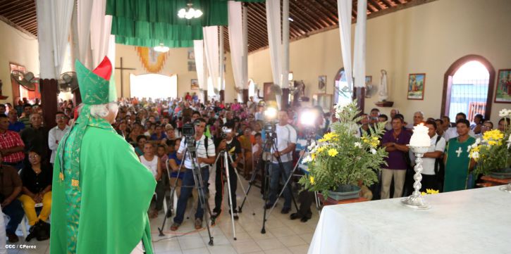 Cardenal Brenes celebra histórica misa en Achuapa
