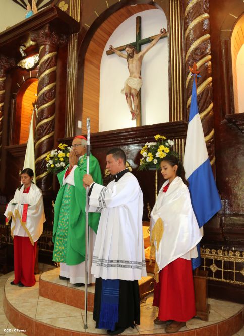 Cardenal Brenes celebra histórica misa en Achuapa