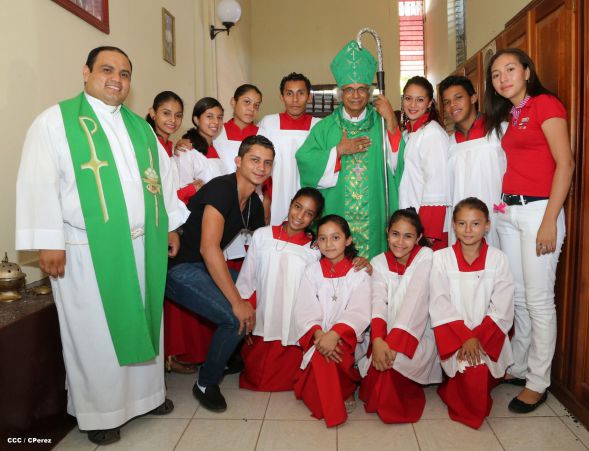 Cardenal Brenes celebra histórica misa en Achuapa