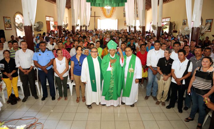 Cardenal Brenes celebra histórica misa en Achuapa