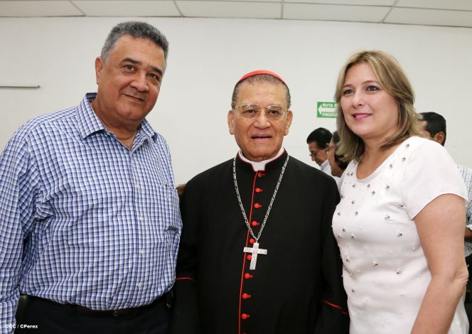 Celebran los 89 años del Cardenal Miguel