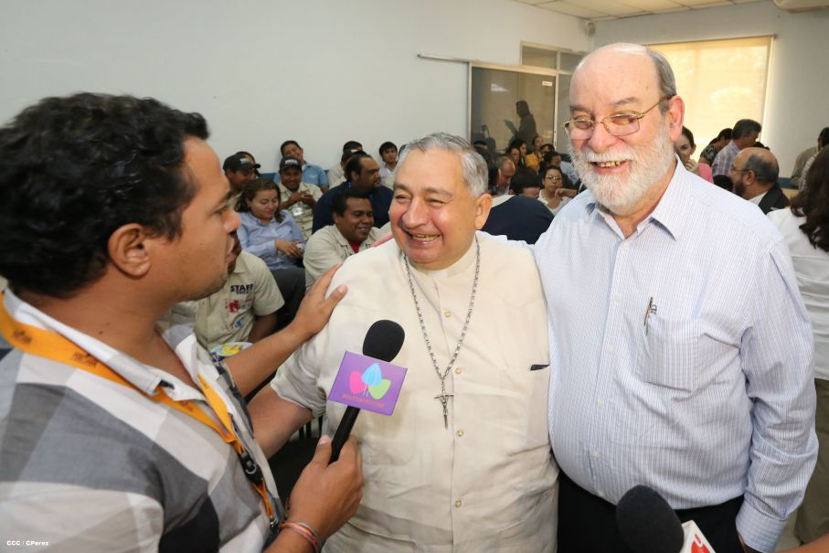 Celebran los 89 años del Cardenal Miguel