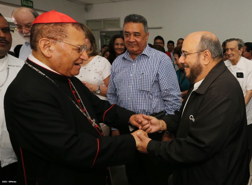 Celebran los 89 años del Cardenal Miguel