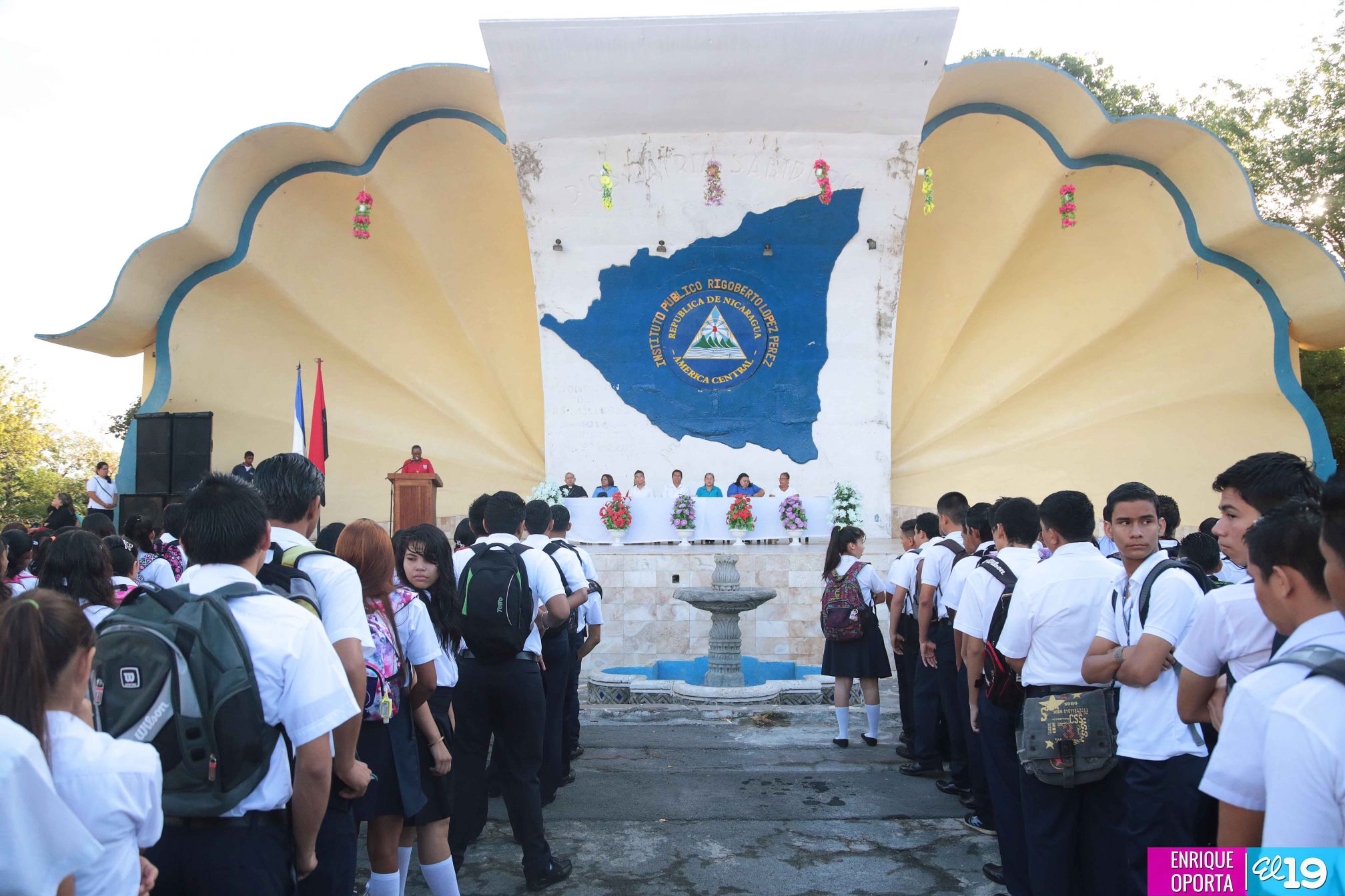 Inicio Año Escolar 2015 en Instituto Rigoberto López Pérez