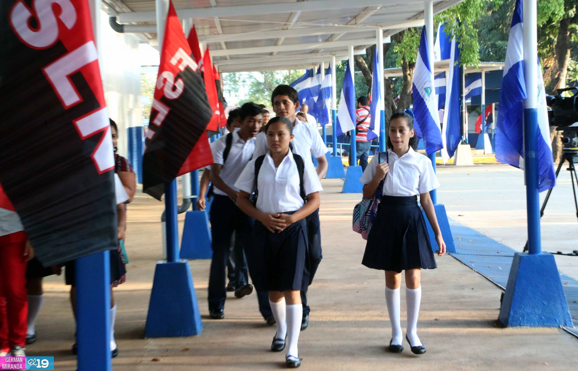 Acto Oficial de Inicio de Clases en Instituto Elvis Díaz
