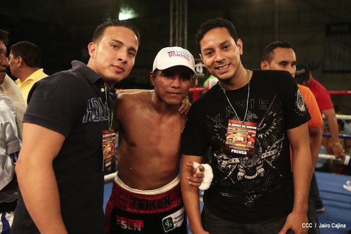 Chocolatito liquidó en cinco a Barrera