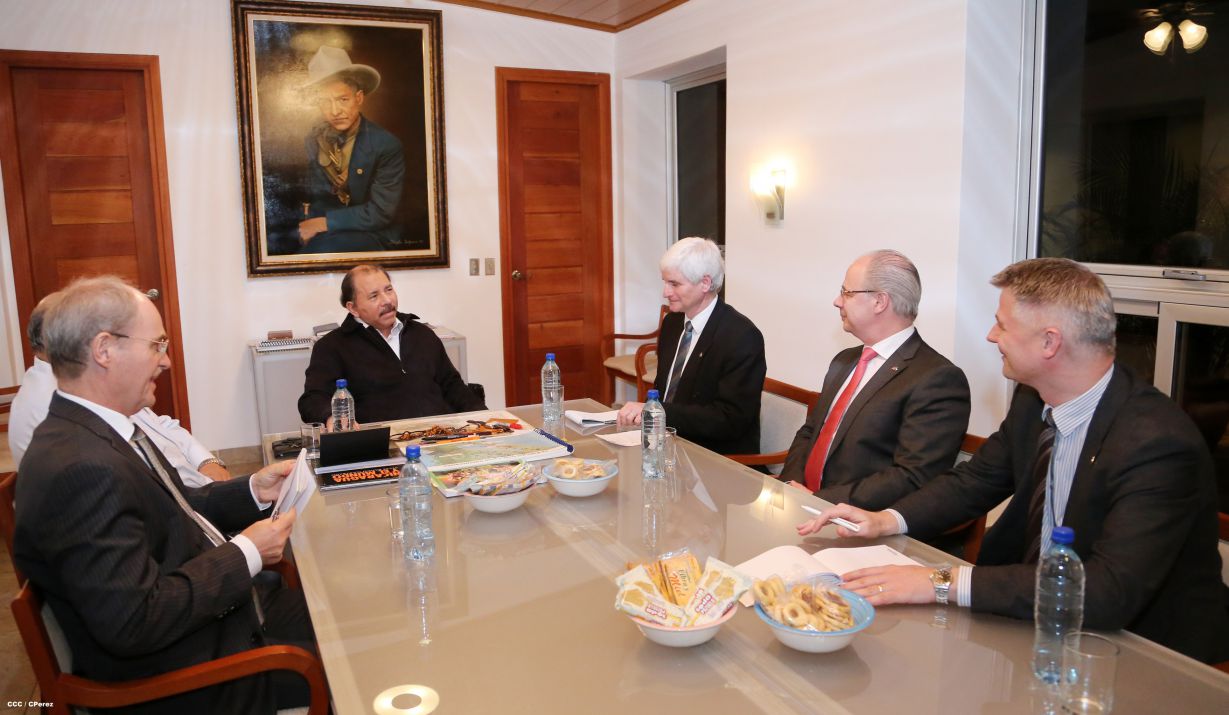 Presidente Daniel sostiene encuentro con delegación de parlamentarios alemanes