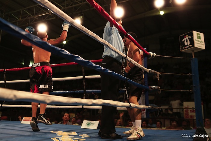 Chocolatito liquidó en cinco a Barrera