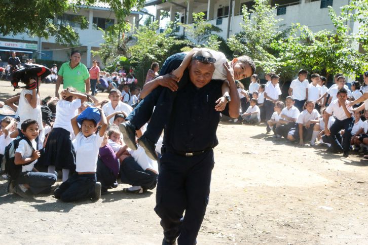 Simulacros de preparación ante desastres en Managua