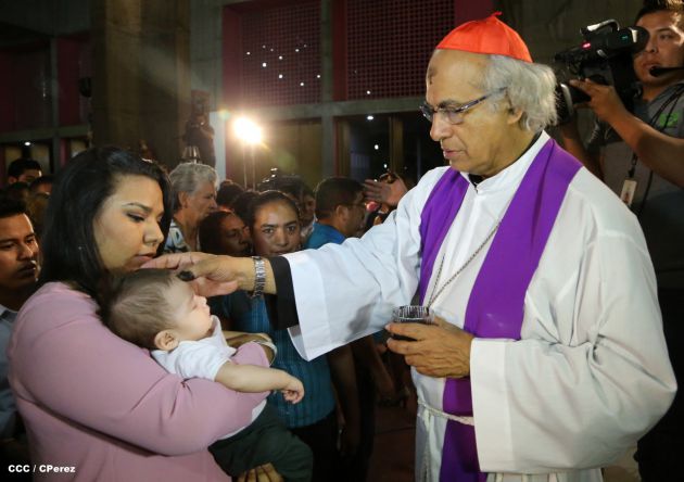Cardenal Brenes oficia Misa por Miércoles de Ceniza
