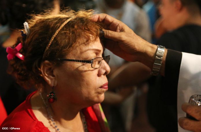 Cardenal Brenes oficia Misa por Miércoles de Ceniza