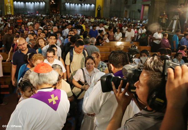 Cardenal Brenes oficia Misa por Miércoles de Ceniza