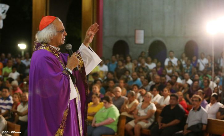 Cardenal Brenes oficia Misa por Miércoles de Ceniza