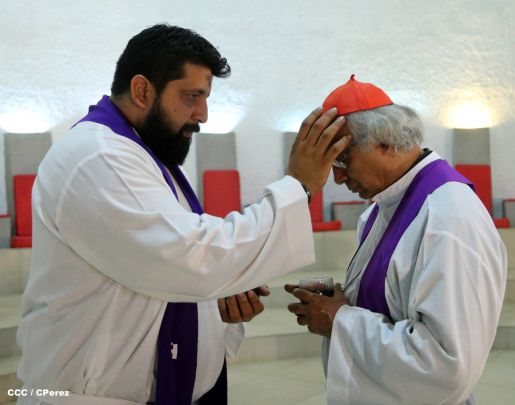 Cardenal Brenes oficia Misa por Miércoles de Ceniza