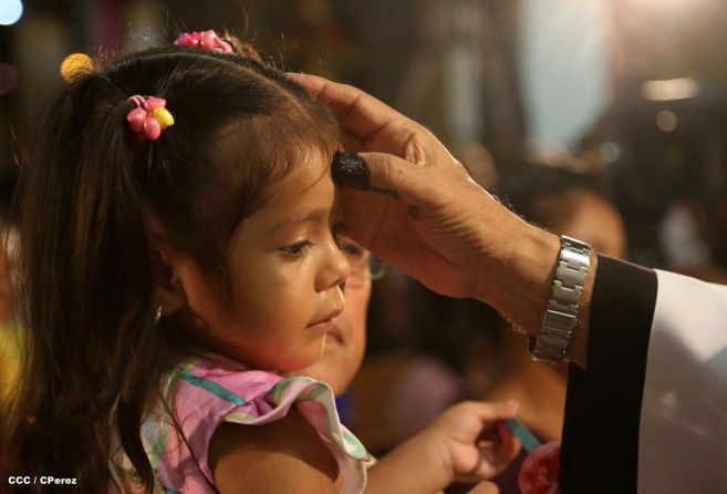 Cardenal Brenes oficia Misa por Miércoles de Ceniza