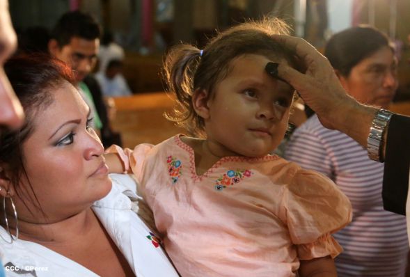 Cardenal Brenes oficia Misa por Miércoles de Ceniza