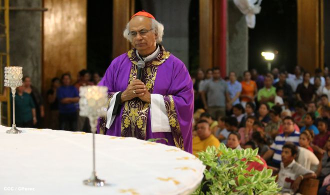 Cardenal Brenes oficia Misa por Miércoles de Ceniza