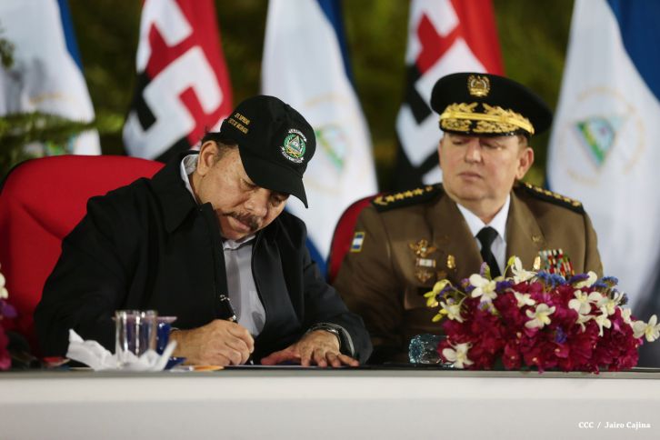 Daniel y Rosario conmemoran 81 Aniversario del Tránsito a la Inmortalidad de Sandino