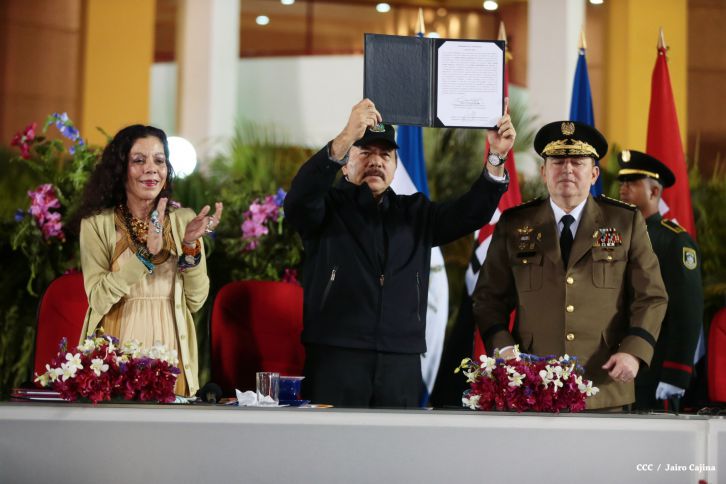 Daniel y Rosario conmemoran 81 Aniversario del Tránsito a la Inmortalidad de Sandino