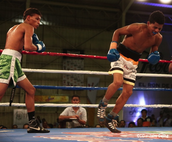 Chocolatito liquidó en cinco a Barrera