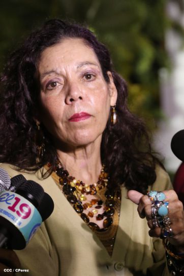 Daniel y Rosario conmemoran 81 Aniversario del Tránsito a la Inmortalidad de Sandino