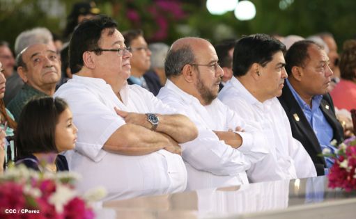 Daniel y Rosario conmemoran 81 Aniversario del Tránsito a la Inmortalidad de Sandino