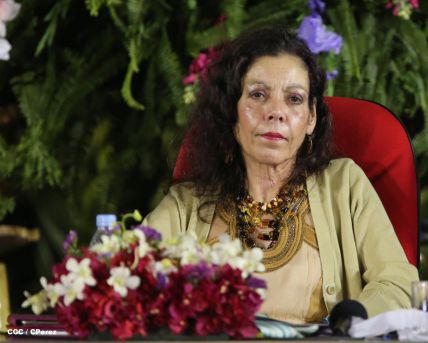 Daniel y Rosario conmemoran 81 Aniversario del Tránsito a la Inmortalidad de Sandino