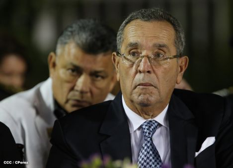 Daniel y Rosario conmemoran 81 Aniversario del Tránsito a la Inmortalidad de Sandino