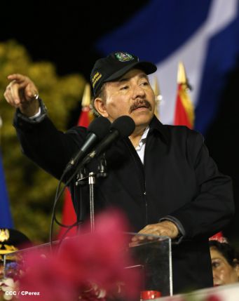 Daniel y Rosario conmemoran 81 Aniversario del Tránsito a la Inmortalidad de Sandino