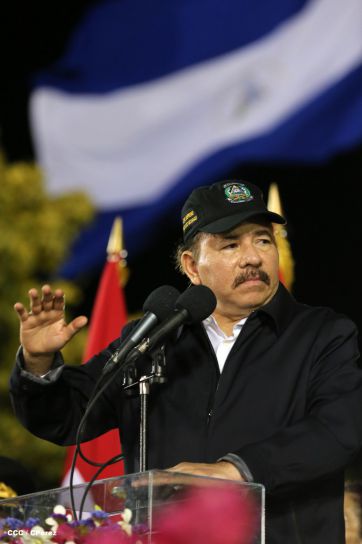 Daniel y Rosario conmemoran 81 Aniversario del Tránsito a la Inmortalidad de Sandino