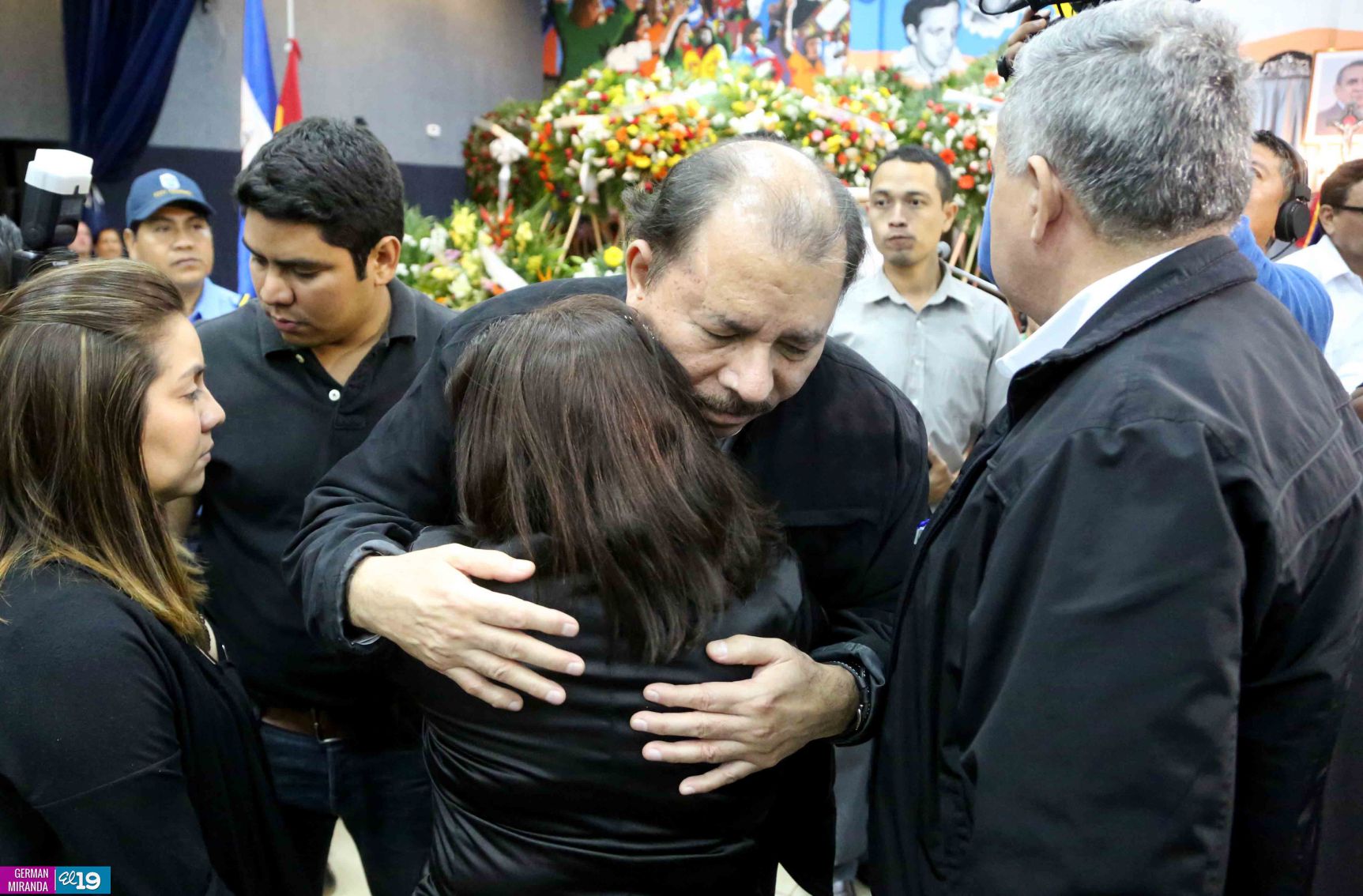 Presidente Daniel rinde homenaje póstumo al Rector Elmer Cisneros